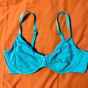 VICTORIAS SECRET wired unlined bra